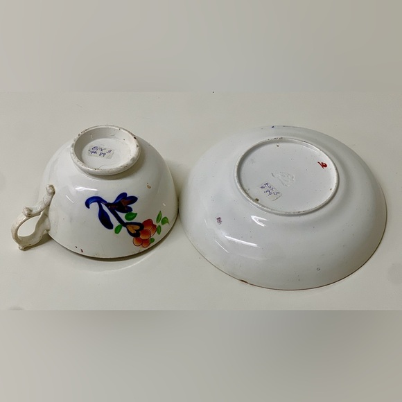 19th Century Antique Gaudy Welsh Butterfly Pattern Hand Painted Cup & Saucer Set - Picture 16 of 16